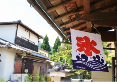 セールスプロモーショングッズに活用できる特注のフラッグ